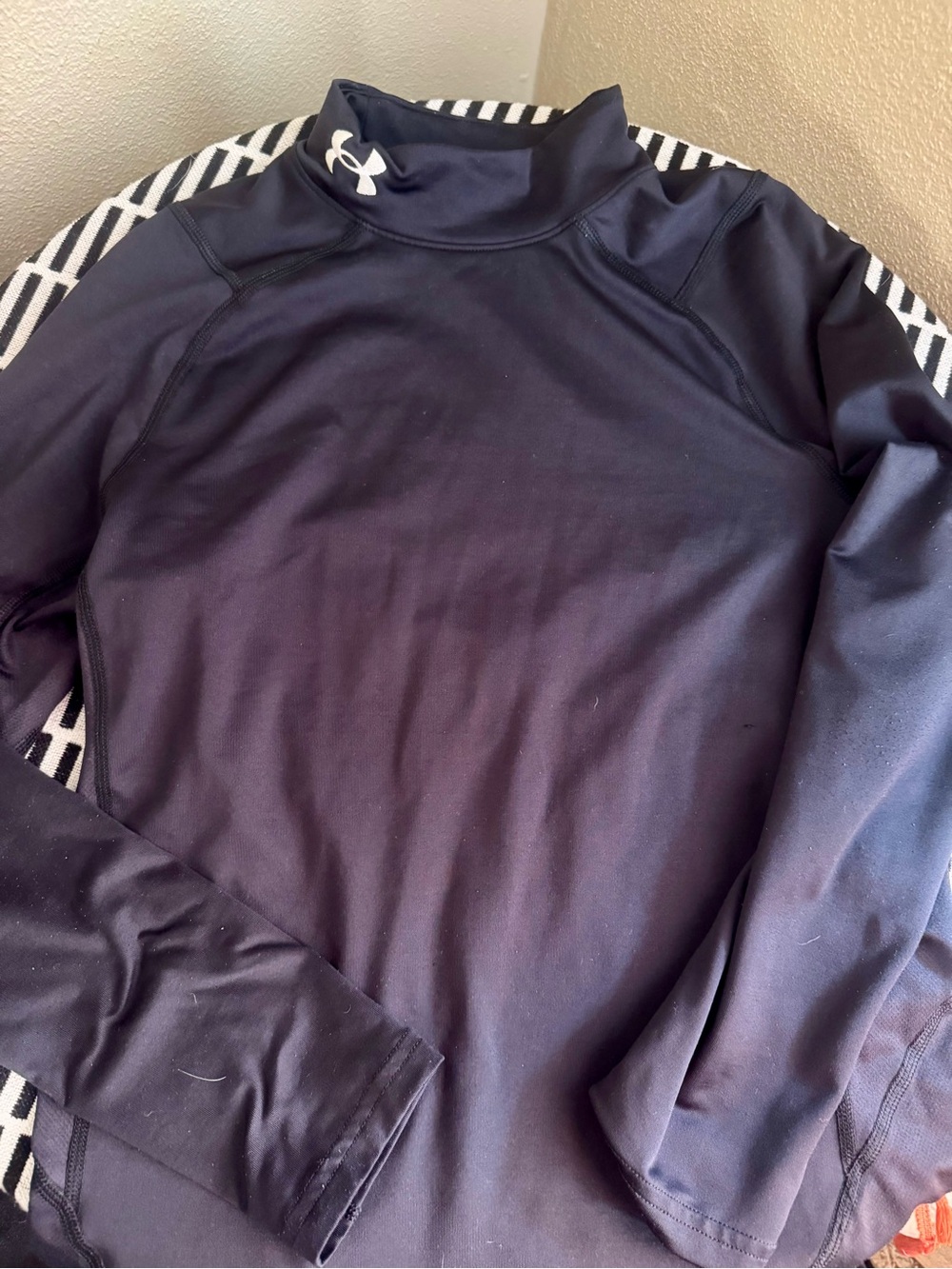 Under Armour Men’s Black Turtleneck Performance Pullover